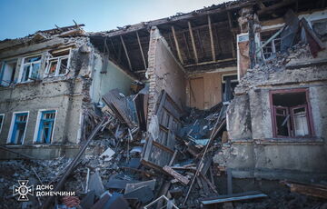 У Краматорську з-під завалів житлового будинку врятували чоловіка: фото