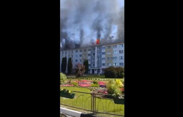 Горит общежитие, а местные эвакуируются и жгут документы: что происходит в российском Шебекино