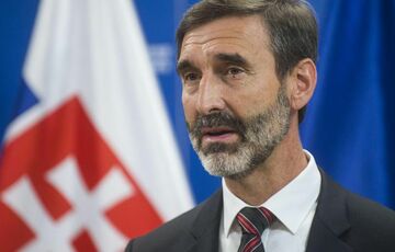 В Словакии отказались осуждать поставки ракет КНДР в Россию