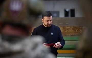 Зеленский приехал на передовую в Авдеевку