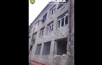 Россияне обстреляли школу в Херсоне