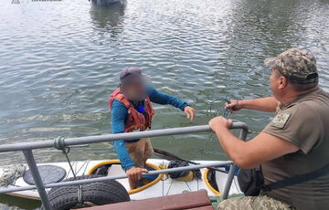 Путешественник из Франции случайно заплыл в порт Одесской области и был оштрафован: фото