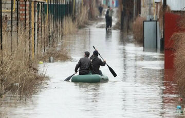 Из-за наводнений в Казахстане эвакуировали почти сто тысяч человек