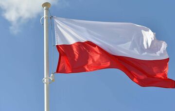 Майже 50% поляків хочуть, щоб військову допомогу Україні скоротили чи припинили