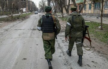 Партизаны отравили российских офицеров в Мариуполе Партизаны отравили российских офицеров в Мариуполе