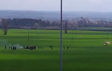 В Италии в воздухе столкнулись военные самолеты: оба пилота погибли (видео)