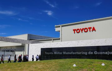 В Японии остановились все заводы Toyota В Японии остановились все заводы Toyota