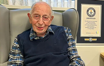 Британец стал самым старшим мужчиной в мире