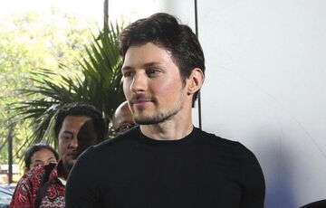 Дуров не зможе залишити Францію, суд відібрав усі його паспорти