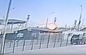 Опубліковано відео з моментом прильоту по Чонгарському мосту