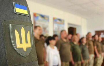 В Харькове напали на военнослужащего ВСУ на территории ТЦК В Харькове напали на военнослужащего ВСУ на территории ТЦК