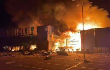 ТЦ ”Эпицентр” в Каменском полностью уничтожен после российской атаки ТЦ ”Эпицентр” в Каменском полностью уничтожен после российской атаки