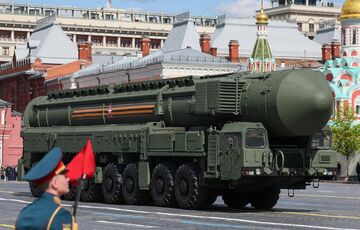 У Росії розпочалися навчання із застосуванням міжконтинентальних балістичних ракет У Росії розпочалися навчання із застосуванням міжконтинентальних балістичних ракет
