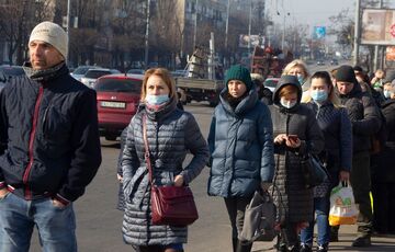 Киевлян просят носить маски в общественных местах на фоне роста заболеваемости COVID Киевлян просят носить маски в общественных местах на фоне роста заболеваемости COVID