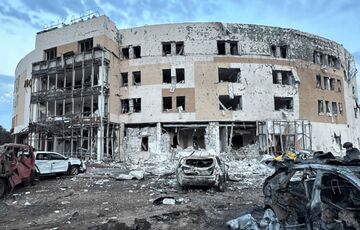 РФ ракетой ”Искандер” обстреляла отель в Запорожье, в котором останавливаются сотрудники ООН