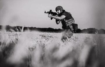 Шмигаль не став підписувати дозвіл на виїзд за кордон для чоловіків