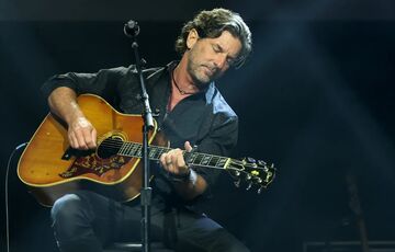 В авіакатастрофі загинув відомий американський кантрі-співак Бретт Джеймс