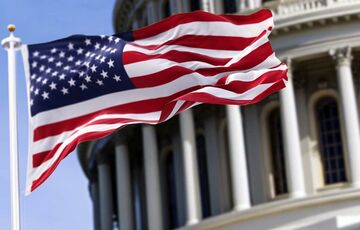 Bloomberg: двопартійна угода про кордон з Мексикою та допомогу Україні на межі зриву в Сенаті США 