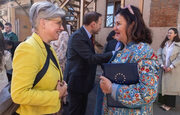 Посол ЄС в Україні назвала викрадення та вбивство Рощиної одним із найжахливіших військових злочинів РФ