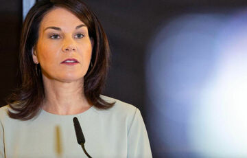 В Угорщині пояснили причину перенесення візиту Бербок В Угорщині пояснили причину перенесення візиту Бербок