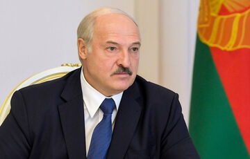 Лукашенко хочет, чтобы Украина ”вернулась в лоно настоящей веры” Лукашенко хочет, чтобы Украина ”вернулась в лоно настоящей веры”