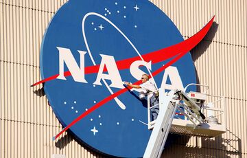 NASA запустило супутники для стеження за ураганами