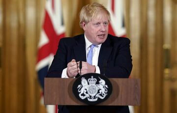 ”Конечно, рейтинг Зеленского не 4%”: Борис Джонсон пояснил, на что рассчитаны скандальные заявления Трампа