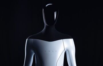 Компания Илона Маска будет выпускать роботов-гуманоидов