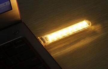 Отключение света: как из ноутбука сделать фонарик