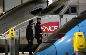 Во Франции в день открытия Олимпиады остановились поезда: власти не исключают диверсию