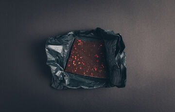 В Испании водитель грузовика украл 12 тонн шоколада