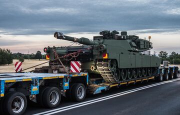 Глава Пентагону пообіцяв швидку доставку танків Abrams до України