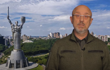 ”Вас отправили в западню”: Резников мощно обратился к российским военным