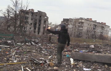 В Генштабе рассказали, сколько вражеских атак ежедневно отбивают ВСУ возле Бахмута В Генштабе рассказали, сколько вражеских атак ежедневно отбивают ВСУ возле Бахмута