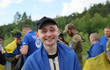 Україна та РФ провели обмін полоненими: додому повернулися захисники, які не бачили батьківщину понад 3 роки