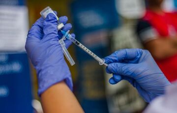 Ляшко рассказал, когда начнется отстранение от работы невакцинированных чиновников и педагогов   Ляшко рассказал, когда начнется отстранение от работы невакцинированных чиновников и педагогов