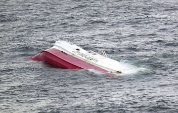 Смертельное кораблекрушение в Охотском море: столкнулись суда России и Японии Смертельное кораблекрушение в Охотском море: столкнулись суда России и Японии