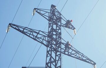 Росія атакувала енергетичні об'єкти в семи областях України Росія атакувала енергетичні об'єкти в семи областях України