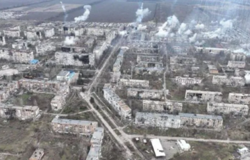 Бої за Вугледар: росіяни концентрують сили та завдають масованих ударів по обороні ЗСУ Бої за Вугледар: росіяни концентрують сили та завдають масованих ударів по обороні ЗСУ