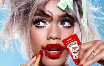Ріанна випустила блиск для губ у формі кетчупу