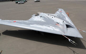 Российские Z-каналы утверждают, что в Константиновке сбили не Су, а тяжелый БПЛА ”Охотник”