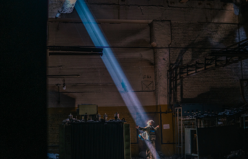 Известный фотограф ”Азовстали” вышел на связь с родными