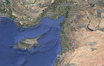 Башар Асад залишається в Сирії, але його родичі тікають із країни