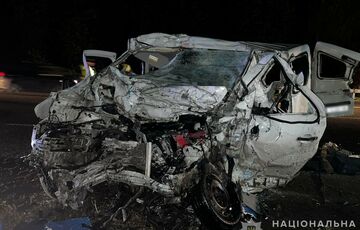 Шесть человек погибли в жутком ДТП под Винницей: фура влетела в микроавтобус