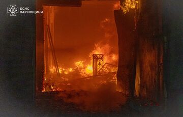 Росія масовано обстріляла Харків: згоріли підприємства, 8 постраждалих (фото)
