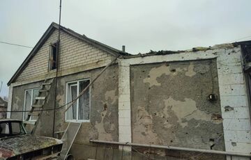 Российские военные атакуют дронами Херсон и пригород