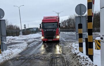 Сьогодні польські перевізники відновлять блокаду українського кордону