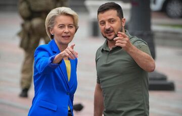 Зеленський: Євросоюз готовий передати Україні мільйон артилерійських снарядів Зеленський: Євросоюз готовий передати Україні мільйон артилерійських снарядів