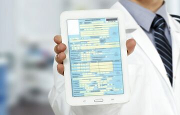 Стало відомо, коли в Україні запрацюють електронні лікарняні