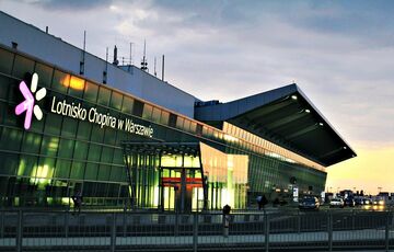 В Польше эвакуировали аэропорт из-за пассажира, который приехал из Украины с гранатой